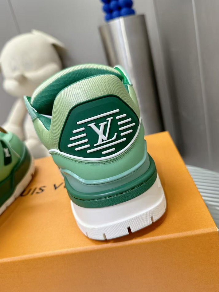 LV Shoes(AAA)-1226