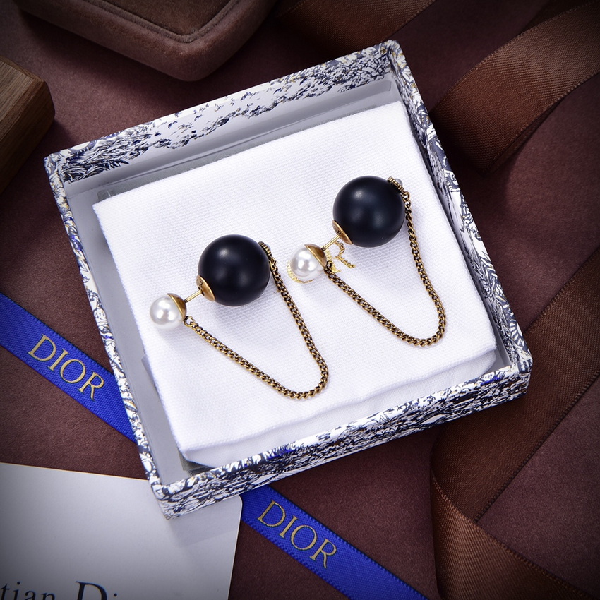 D*or earrings-333