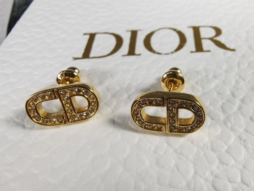 D*or earrings-047