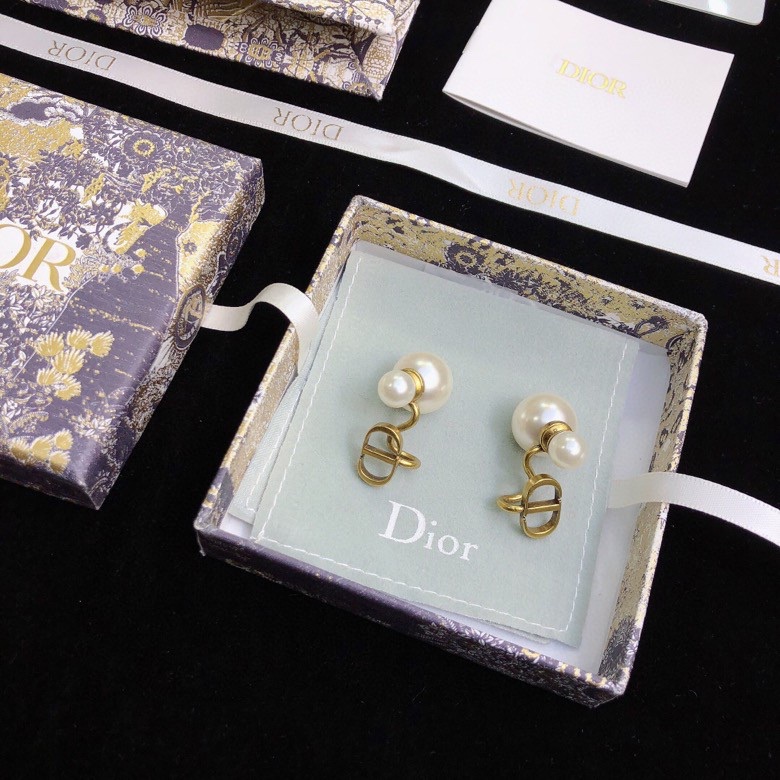 D*or earrings-031
