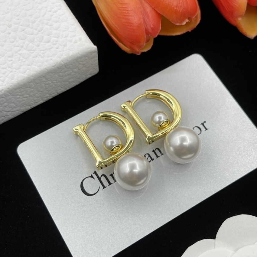 D*or earrings-155