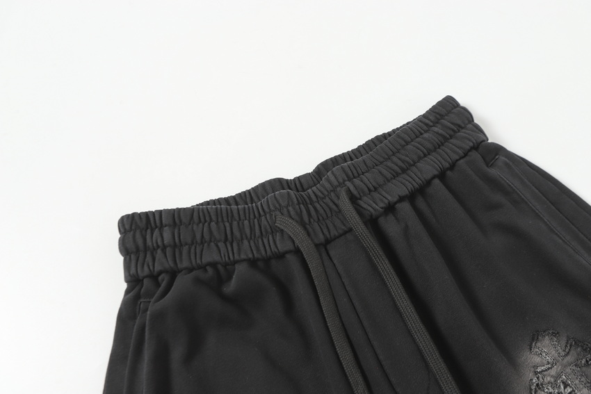 Ch**me He**ts shorts-136