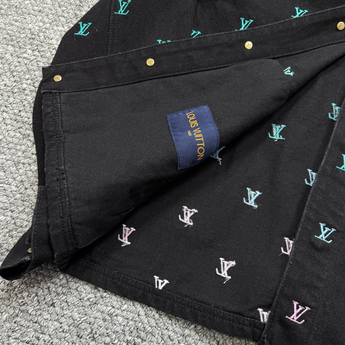 LV Jacket-025