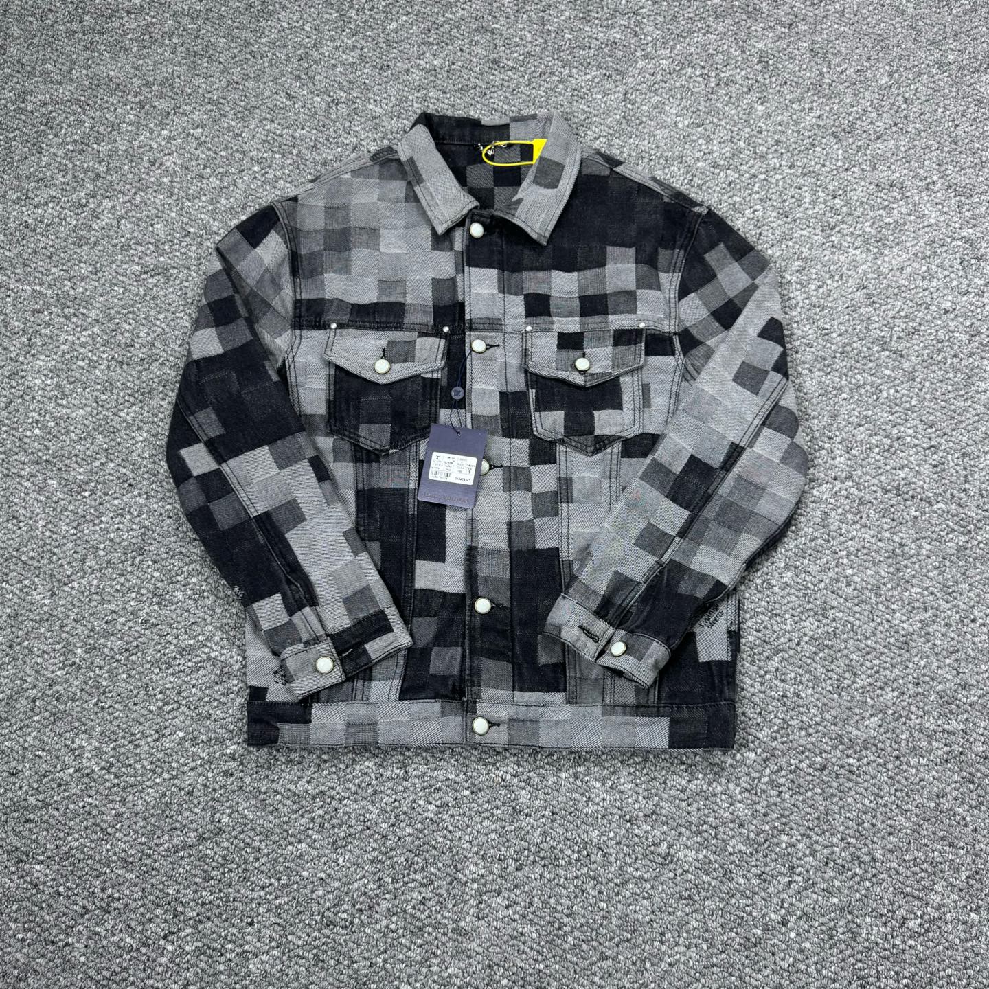 LV Jacket-030