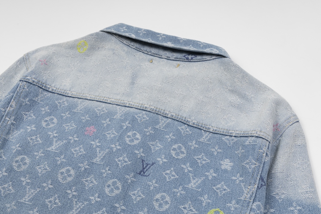 LV Jacket-042