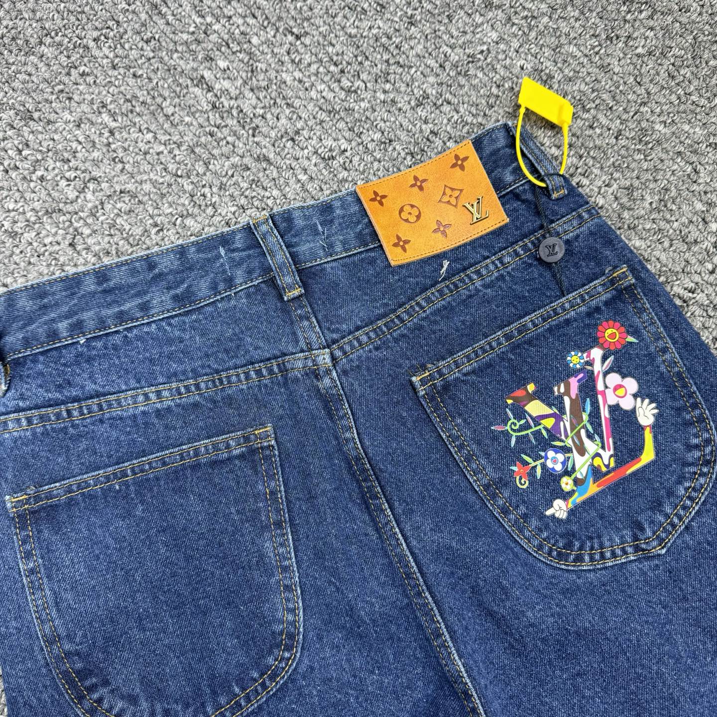 LV Jeans-024