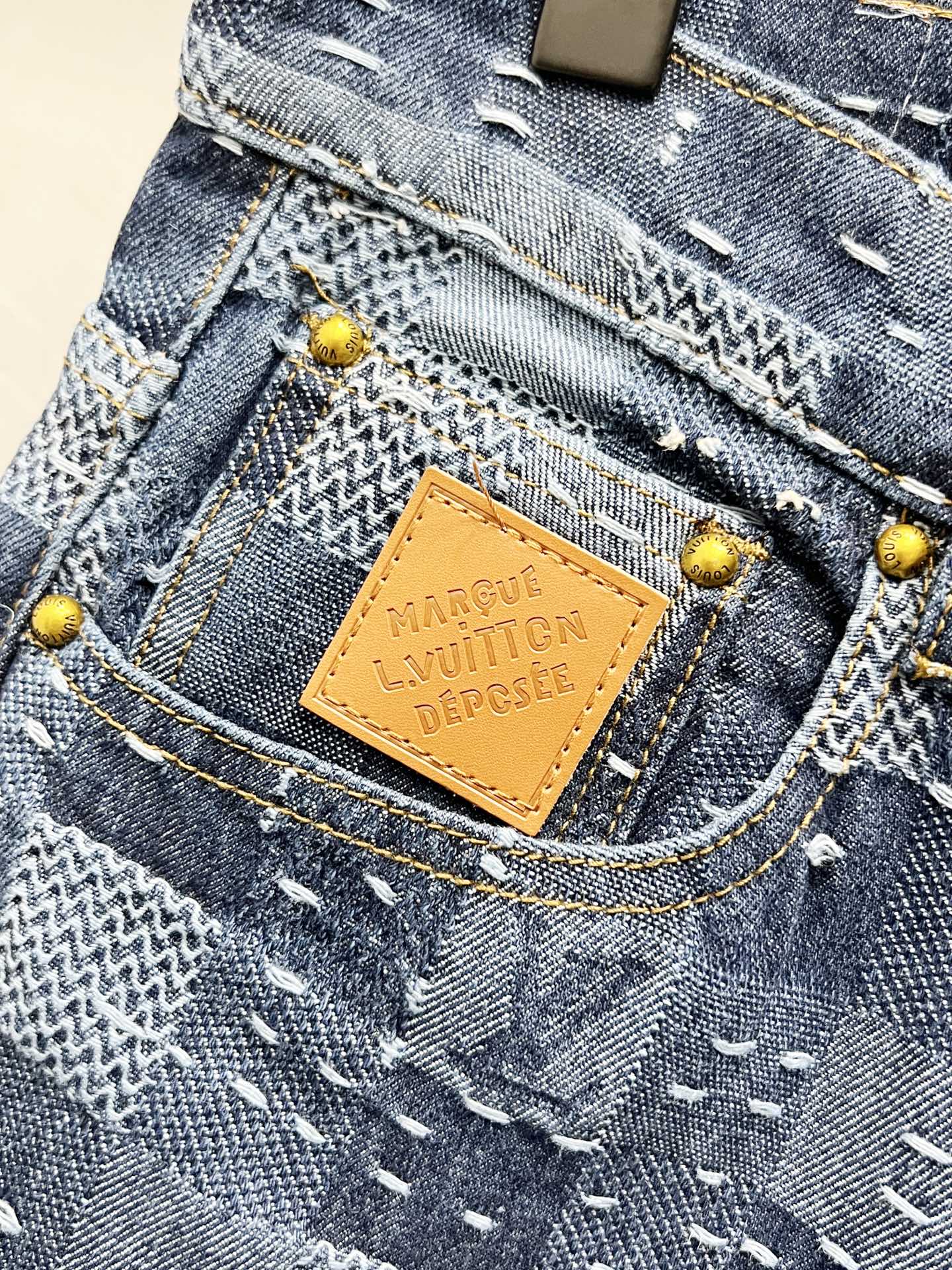 LV Jeans-025