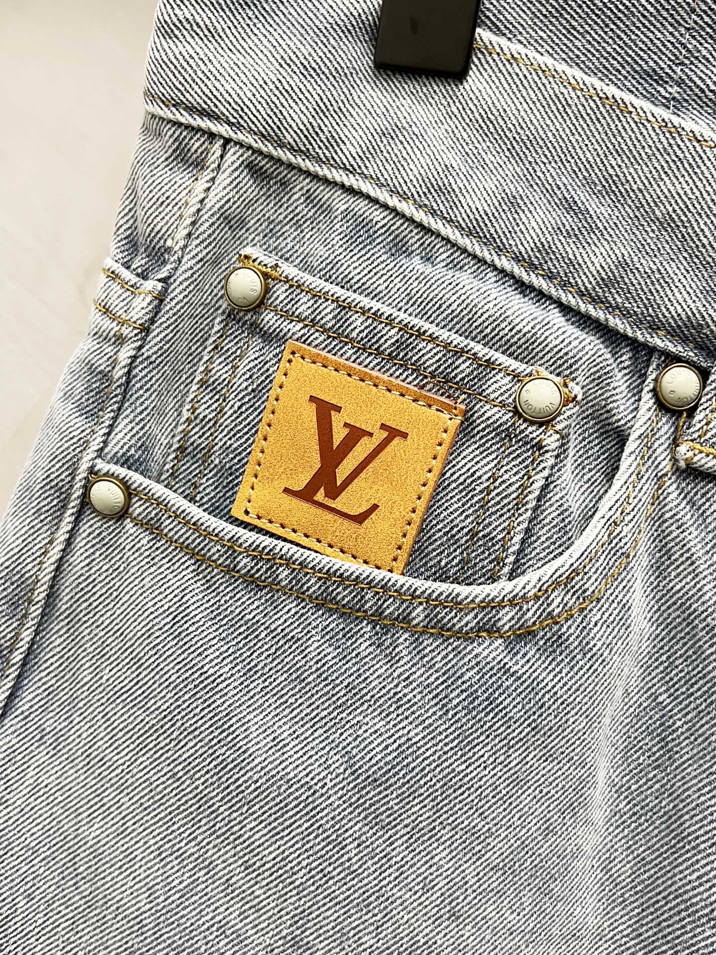 LV Jeans-027