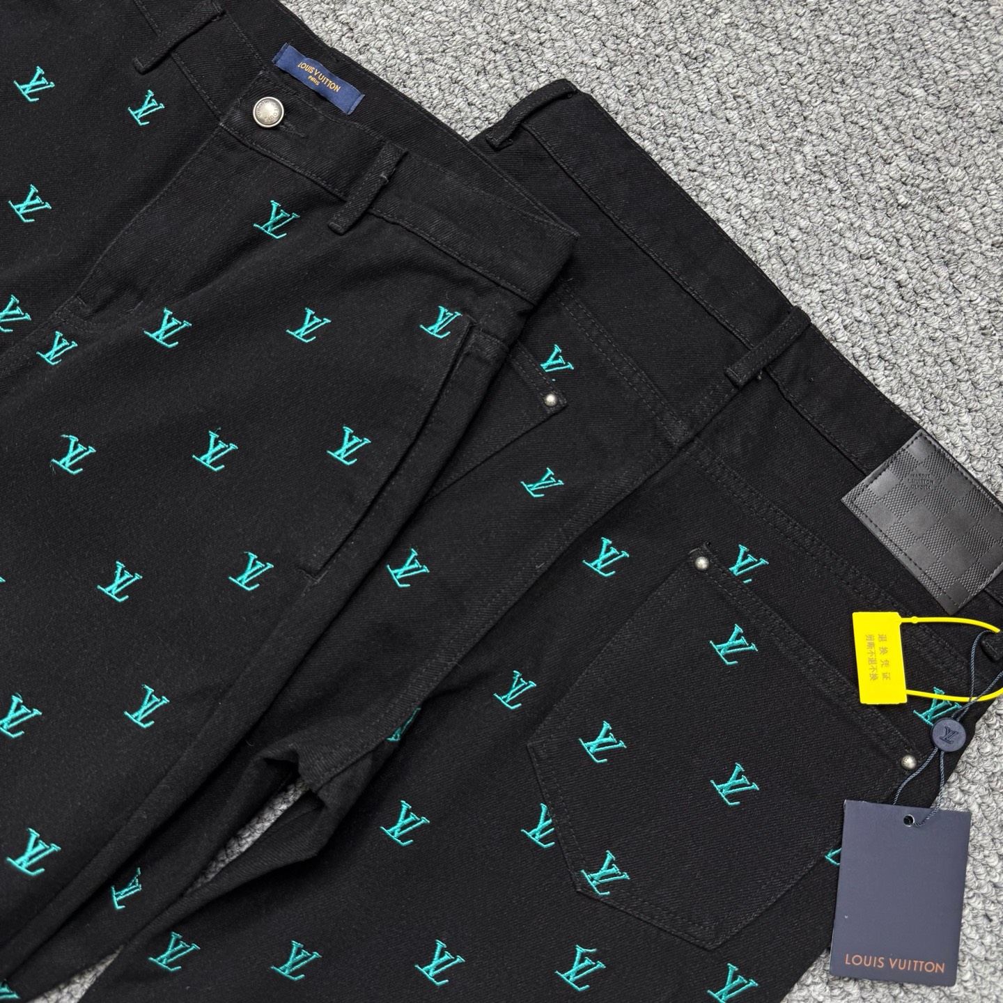 LV Jeans-035