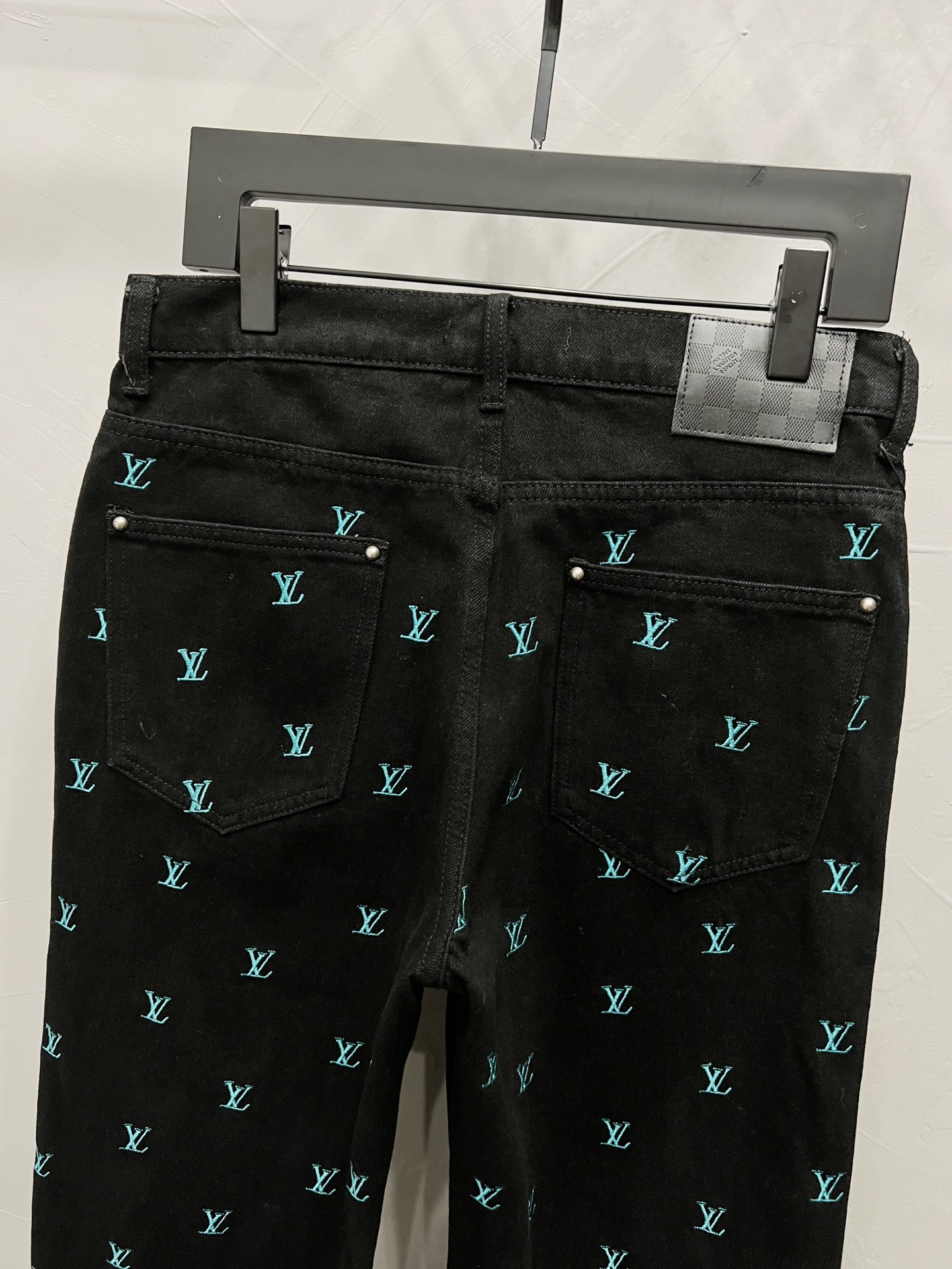 LV Jeans-036