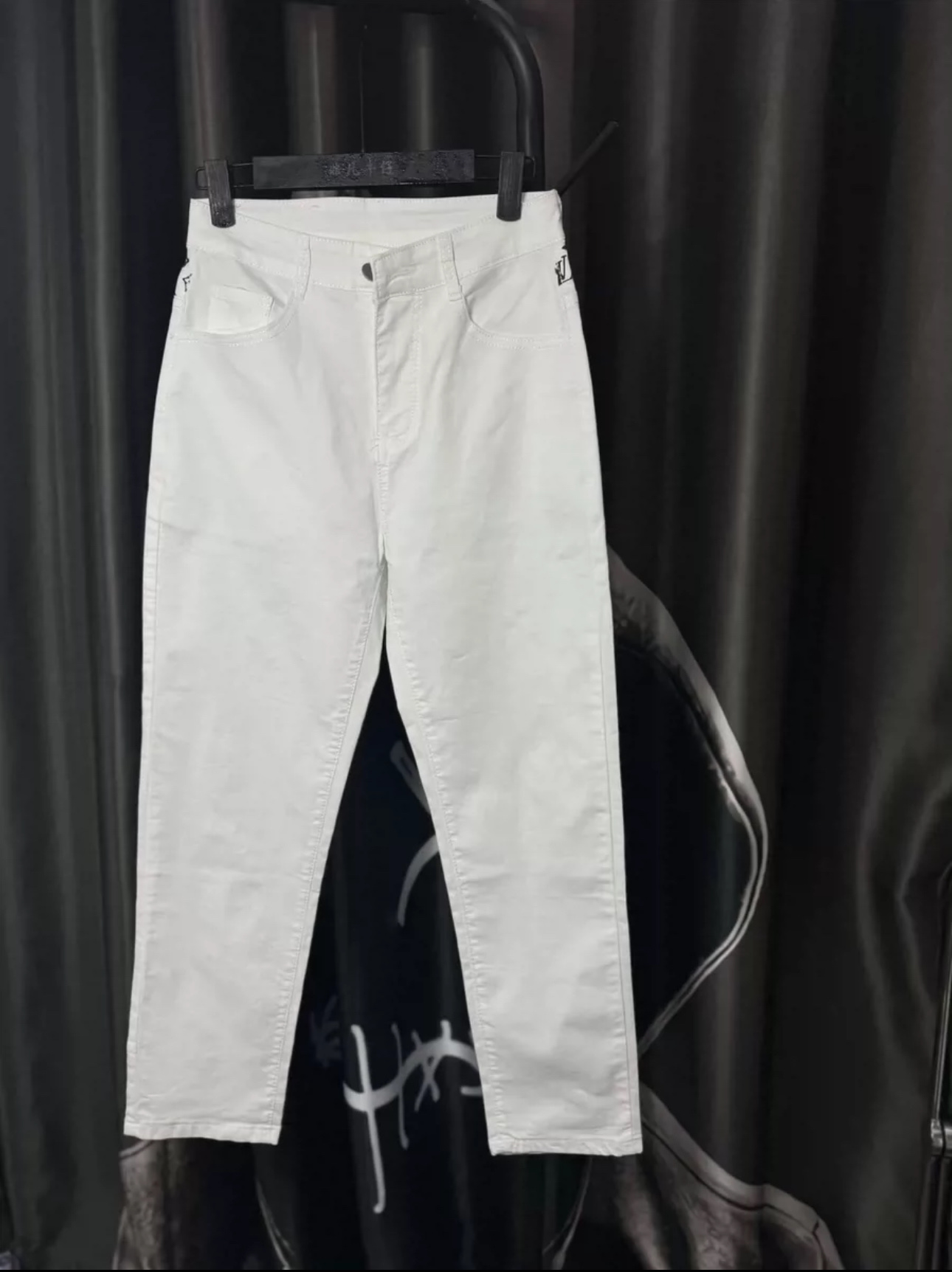 LV Jeans-048