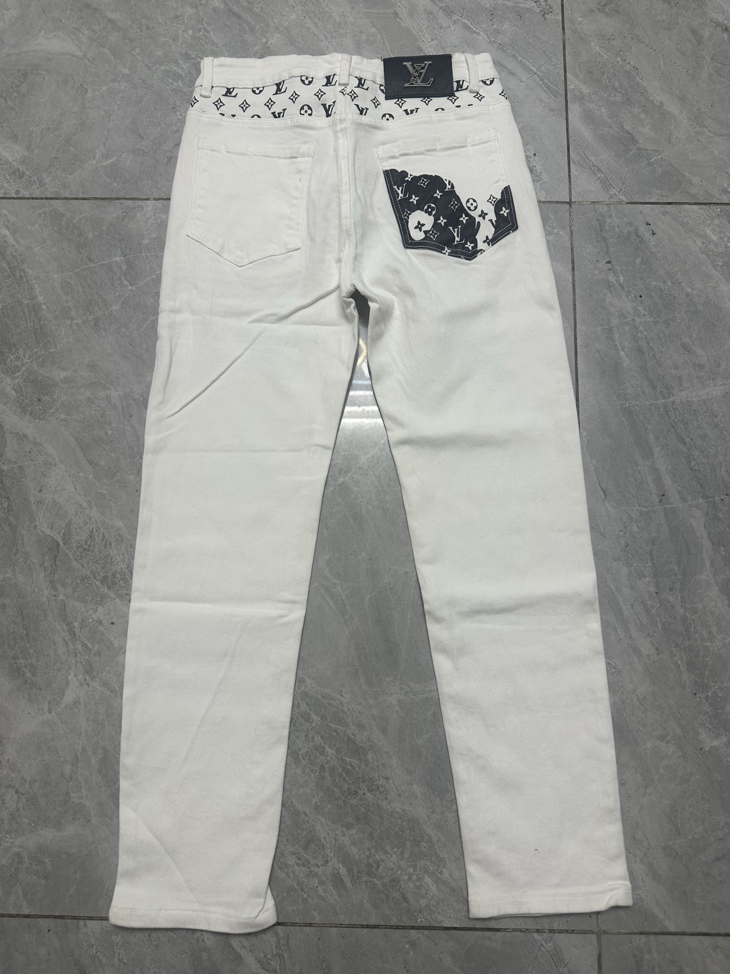 LV Jeans-048