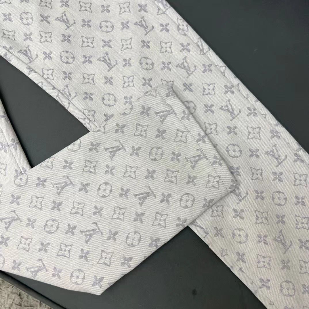 LV Jeans-055