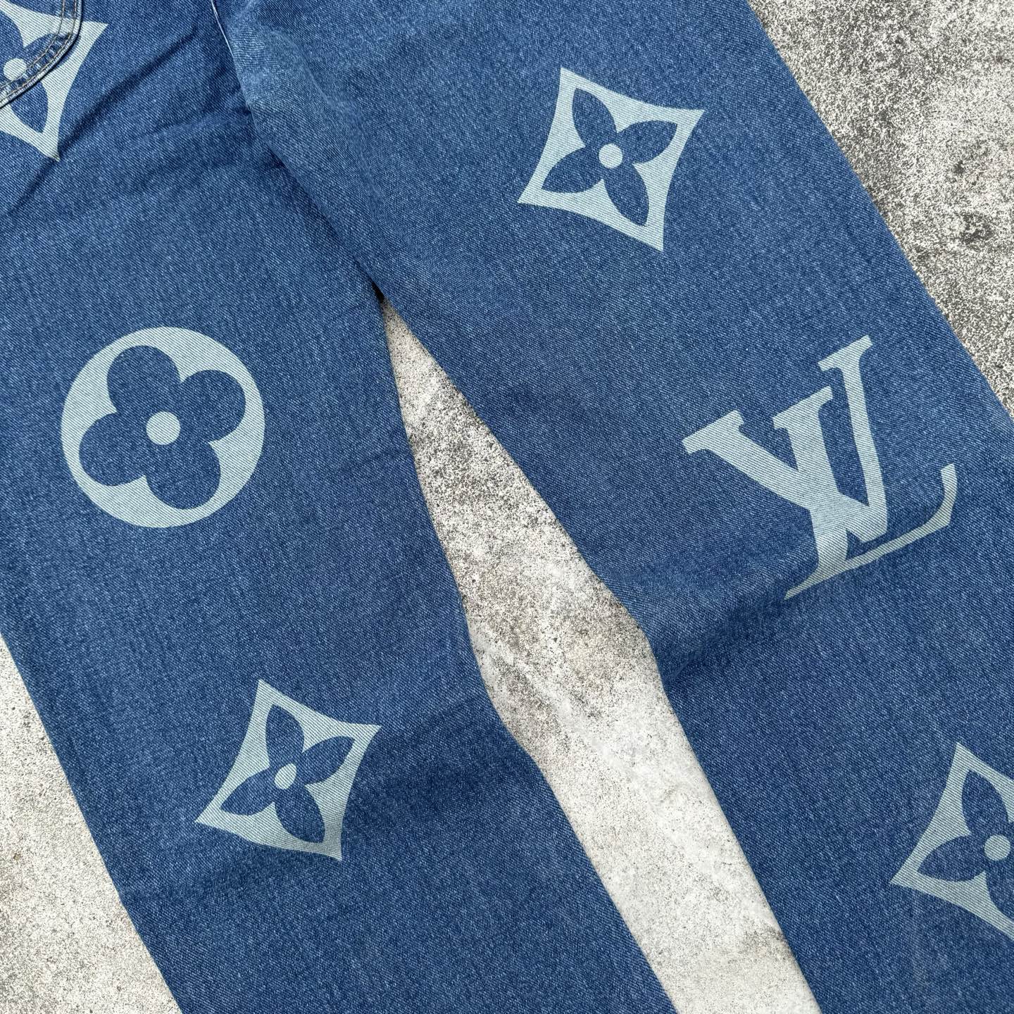 LV Jeans-065