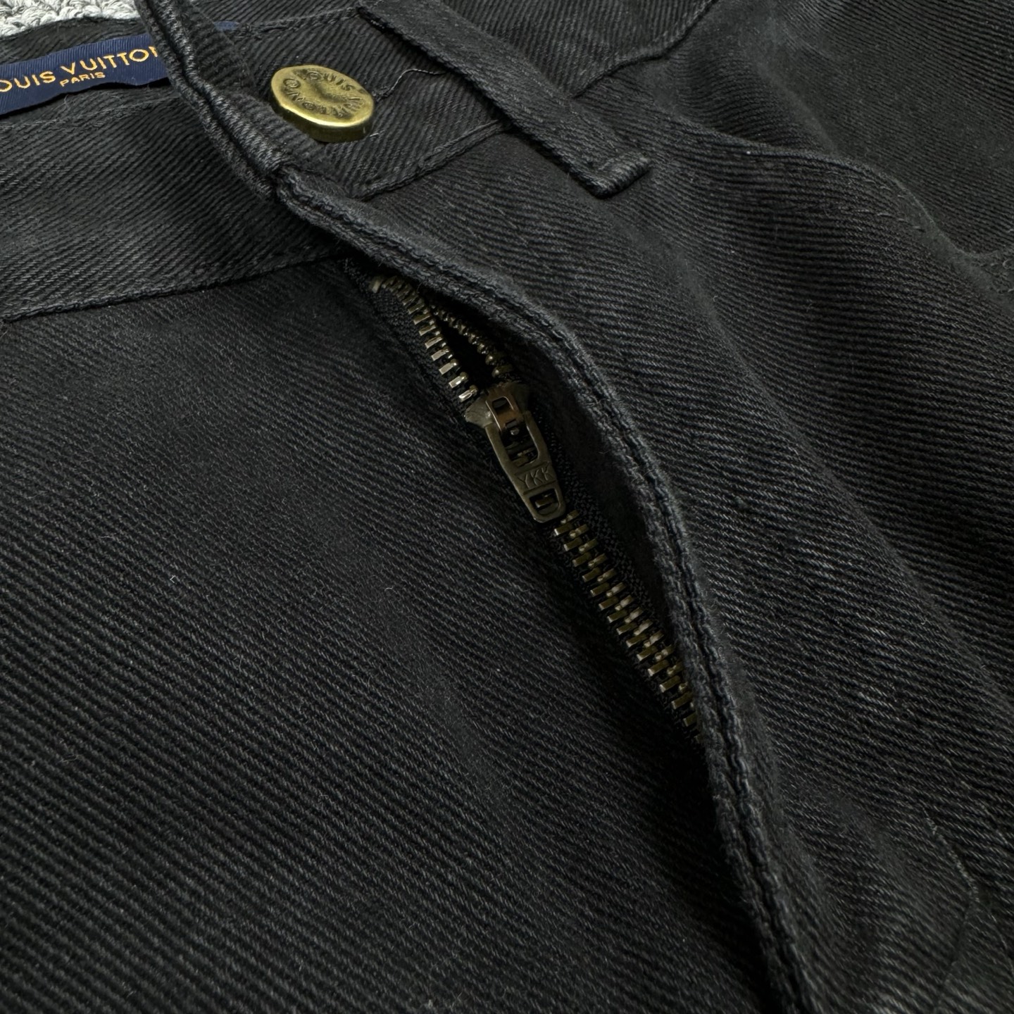 LV Jeans-066
