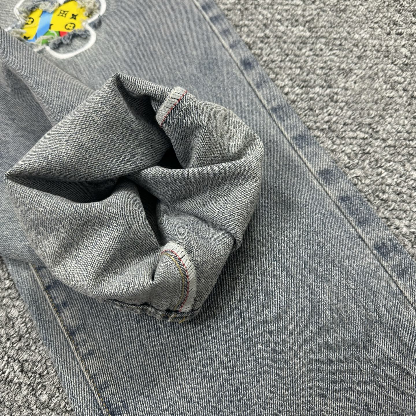 LV Jeans-070