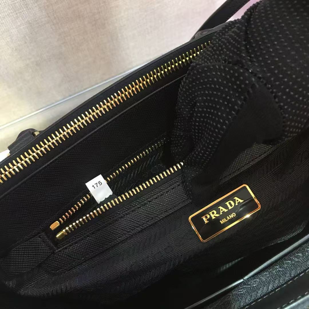 Pra*a handbags aaaa(women)-012