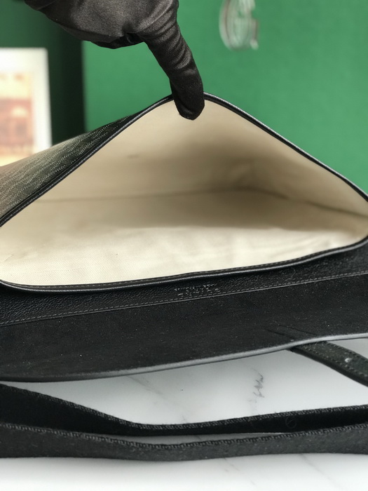 Go*ard handbags aaaa(men)-040