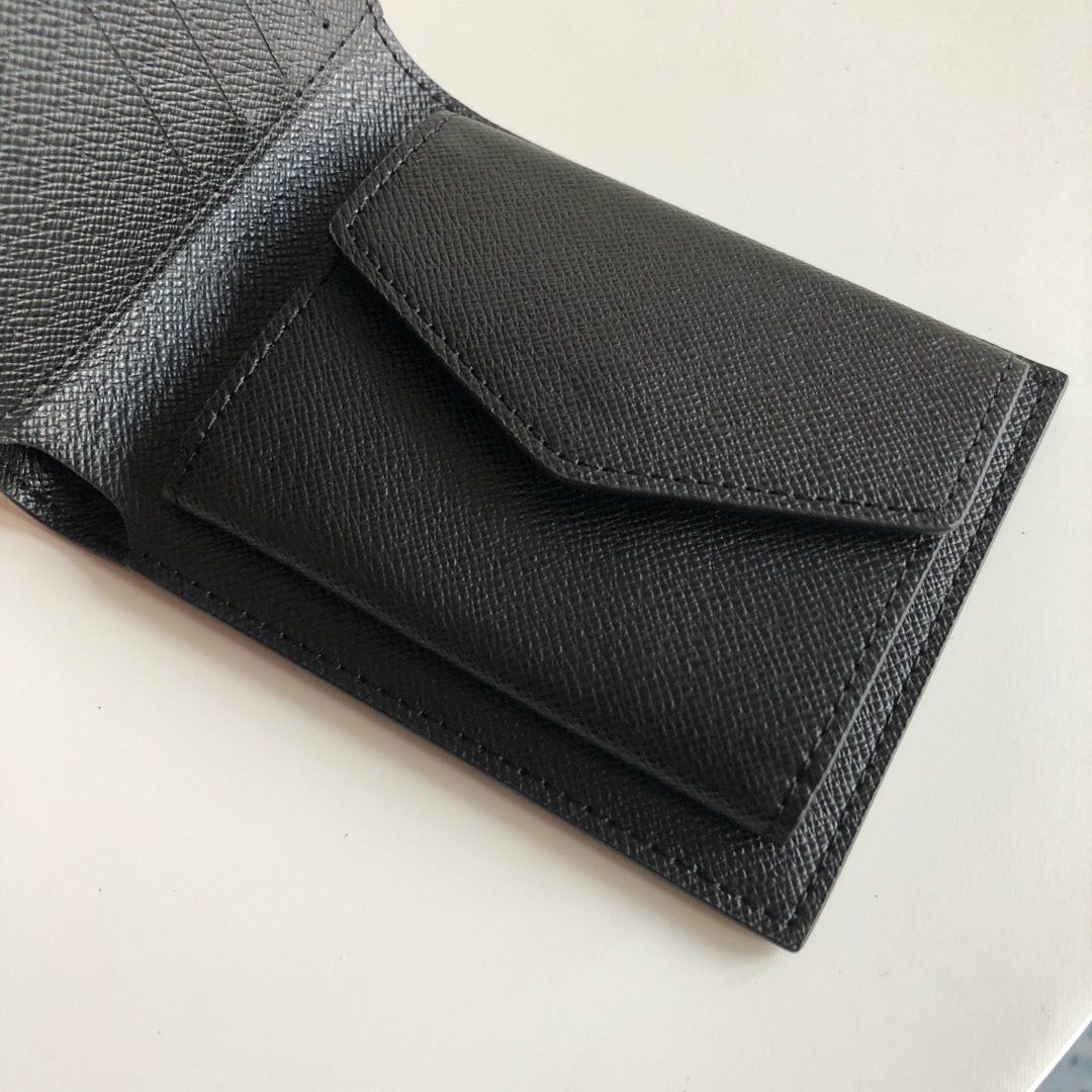 LV Wallets AAA(Men)-052