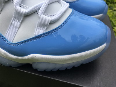 Air Jordan 11 Low Columbia