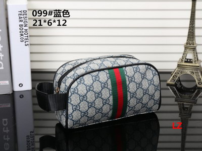 G*u*i makeup bag-004
