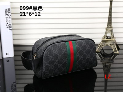 G*u*i makeup bag-003