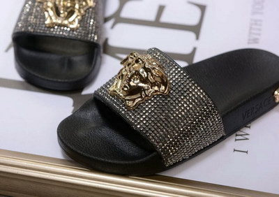 Versace Slipper Women(AAA)-007